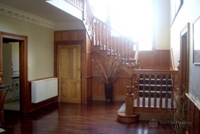 Entry area with radiator