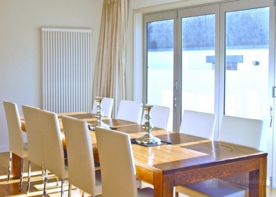 DeLonghi Multicolonna vertical radiator in dining …