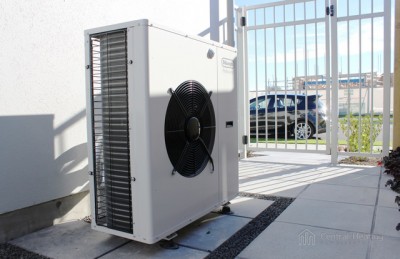 Air to Water Heat Pump Small