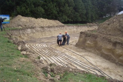 Laying Horizontal Geo Pipes