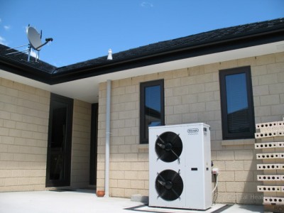 Air-to-water heat pump