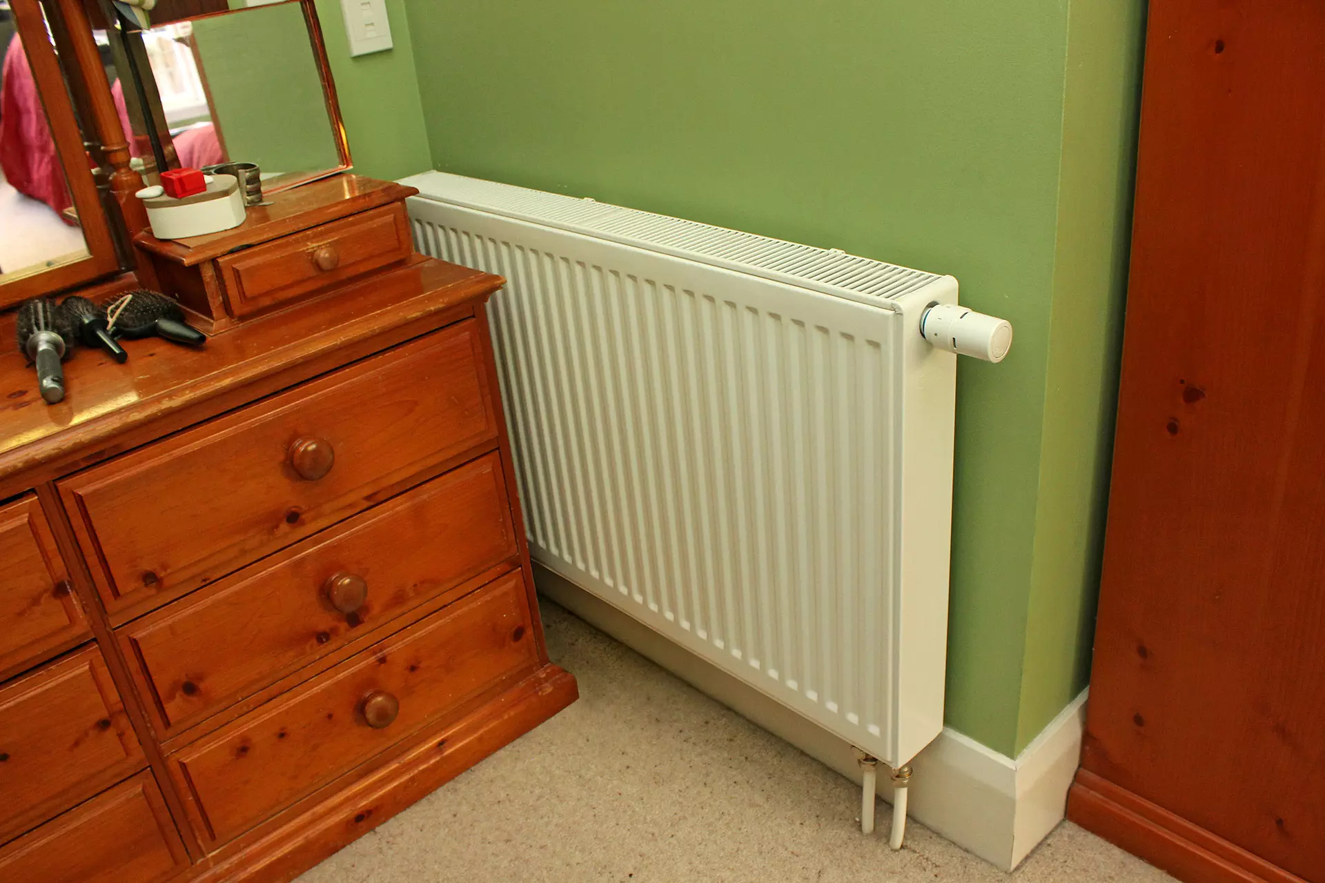 Heating Villa Radiator Bedroom